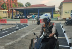 Tekan Fatalitas Kecelakaan, Polres OKU Selatan Ajak Masyarakat Disiplin Pakai Helm SNI