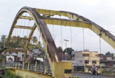 Kondisi Jembatan Kuning Memprihatinkan, Warga Minta Cat Ulang