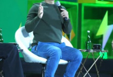 Raditya Dika Ajak Mahasiswa Temukan “Passion in Action”