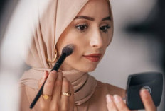 Tips Memilih Makeup yang Tepat untuk Kulit Berjerawat