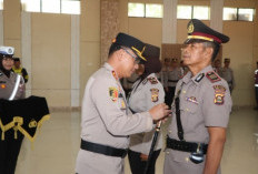 Lantik Dua Pejabat Baru, Tekankan Profesionalisme dan Integritas