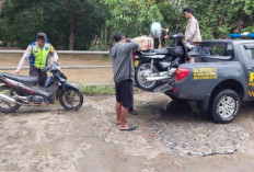 Turunkan Personel Bantu Warga Kebanjiran