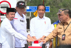 Jokowi Resmikan Jalan TOl Bangkinang— Koto Kampar