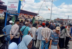 Warga Pedamaran VI OKI Demo Tuntut Kades Mundur