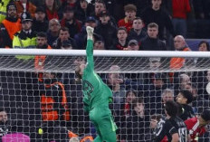 Tunjukkan Mental Juara di Kandang Liverpool, PSG Lolos Semifinal