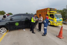 Rombongan STKIP Muhammadiyah Belitang Kecelakaan di Tol