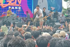 Kangen Band Sukses Pukau Ribuan Penonton di Belitang