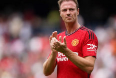 Posisi Jonny Evans di MU Aman