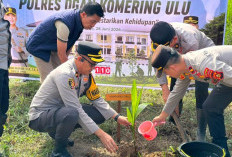 Polres OKU Hijaukan Bumi Lewat Gerakan Tanam Pohon