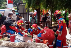 Sekeluarga Tertimpa Tembok Pertamina, Ini Kondisinya