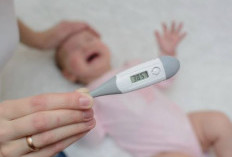 Jangan Panik! Begini Cara Mengatasi Demam pada Bayi dan Kapan Harus ke Dokter