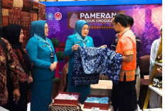 Motif Batik Dua Rumpun Enam Suku Resmi Terdaftar sebagai Kekayaan Intelektual OKU Selatan