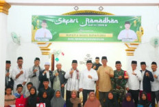 Safari Ramadhan, Wabup Marjito Bachri Serahkan Bantuan untuk Warga