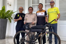 Penuhi Janji ke Pramono Anung, Azrul Ananda Gowes Surabaya-Jakarta