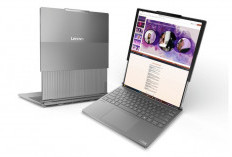 Lenovo Perkenalkan Laptop Pertama dengan Layar Gulung di CES 2025