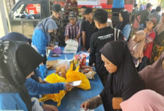 Gelar Pasar Murah “Mulang Tiuh”, Warga Serbu Sembako Murah