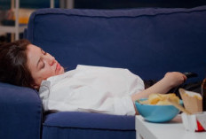 7 Bahaya Tidur Setelah Makan Malam, Nomor 3 Bikin Berat Badan Naik!