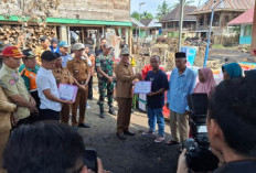 Wabup OKU Selatan Salurkan Bantuan untuk Korban Kebakaran