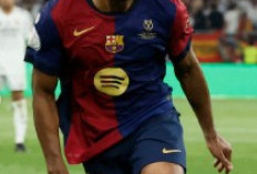 Jadi Pahlawan Kemenangan Barcelona Jules Kounde Emosional