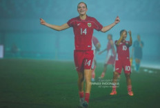 Gol Isa Warps Bawa Timnas Putri Indonesia Menang atas Kirgistan