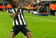 Alexander Isak Pasrah Jika Dijual Newcastle