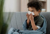 Anak Terserang Flu? Ini Cara Alami Meredakan Gejalanya dan Kapan Harus ke Dokter