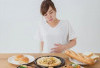 Perut Kembung Setelah Berbuka? Ini Penyebab dan Cara Ampuh Mengatasinya