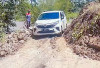 Jalan Lintas Empat Lawang - Bengkulu Tertimbun Longsor