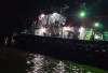 Tongkang Raksasa Ngamuk di Sungai Musi