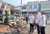 Respons Cepat! Bupati Abusama Kunjungi Lokasi Kebakaran dan Beri Bantuan