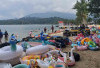 Pantai Pelangi Danau Ranau Sepi Pengunjung Meski Akhir Pekan