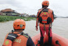 Wanita Hanyut di SUngai Musi