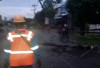 PLN Gerak Cepat Atasi Pemadaman Akiat Tiang Listrik Ditabrak Truk