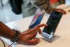 Apple Perkenalkan Desain Liquid Glass di iOS 26