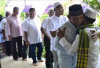 5 Etika Penting Saat Mengunjungi Orang Pulang dari Haji