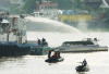 Kapal Pengangkut Karyawan Terbakar