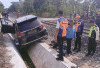 Mobil Ditabrak Kereta Babaranjang 4 Penumpang Selamat