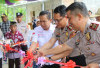 Kapolres OKU Timur Serahkan Rumah Baru untuk Warga Kurang Mampu