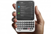 Clicks Communicator Hadirkan Nostalgia BlackBerry dengan Keyboard Fisik di Era Android 16