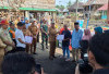 Wabup OKU Selatan Salurkan Bantuan untuk Korban Kebakaran