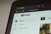 YouTube Uji Coba Thumbnail Blur untuk Konten Sensitif