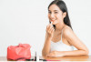 5 Jenis Pewarna Bibir Selain Lipstik yang Wajib Kamu Coba!